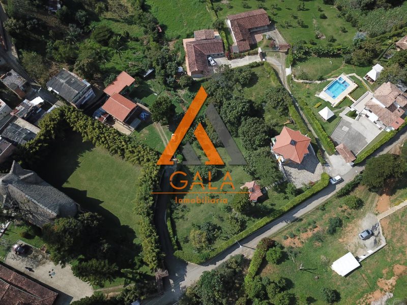 Casa-Finca disponible para Venta en Girardota Vereda Juan Cojo Foto numero 1