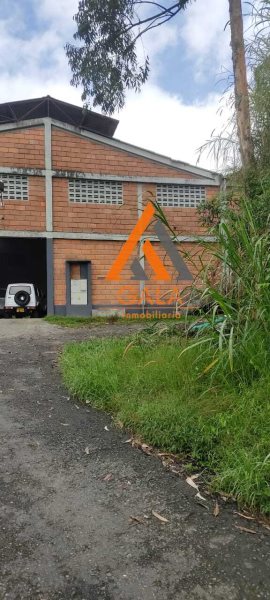 Bodega disponible para Arriendo en Caldas La Tolva Foto numero 1
